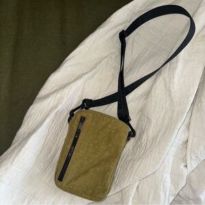 Moss Baggu Sporty Crossbody Bag